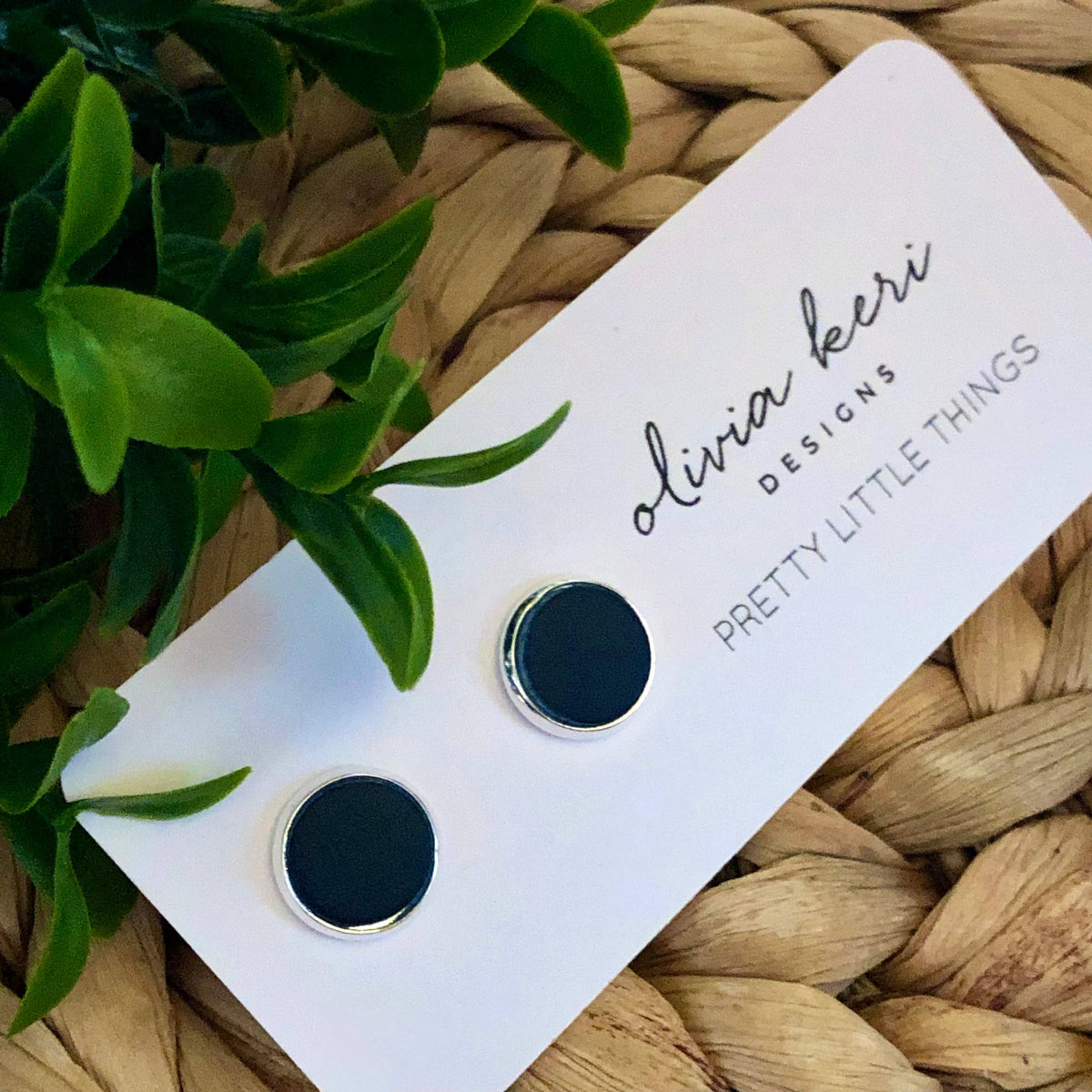 Pretty Little Things Studs - Navy: Silver Setting