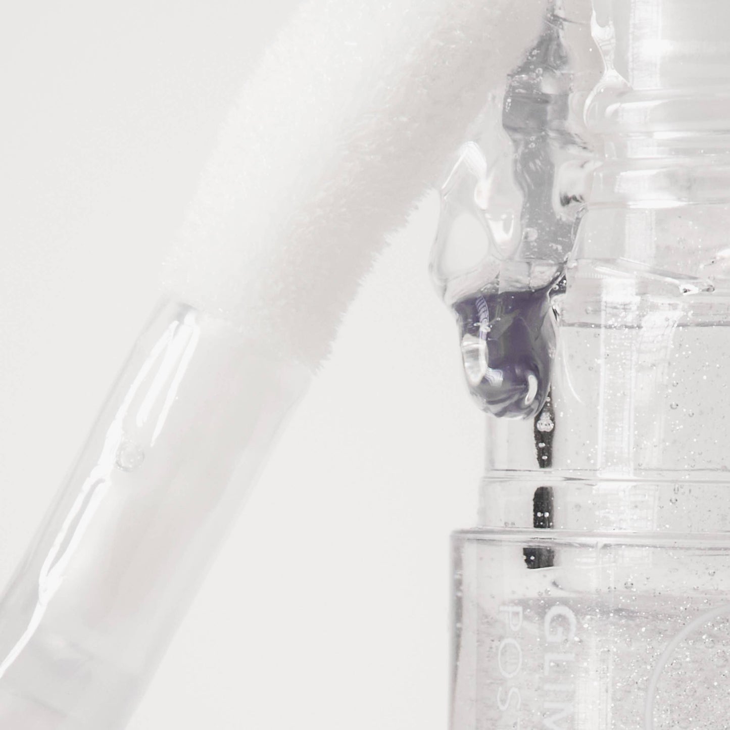 Glimmering Complexion Gel