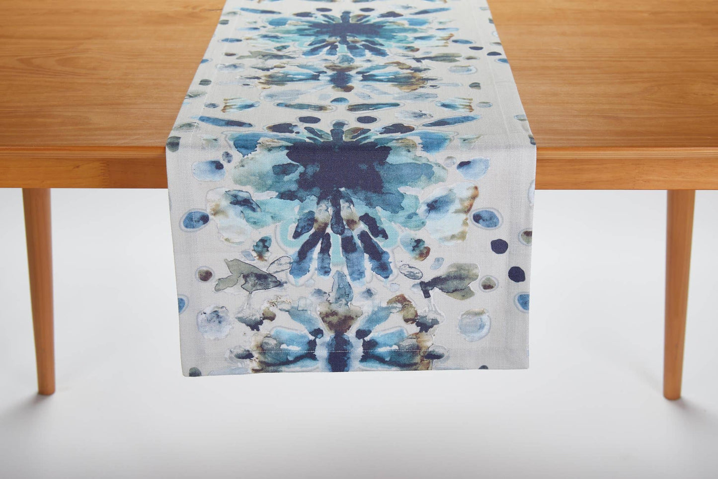 Abstract Table Runner