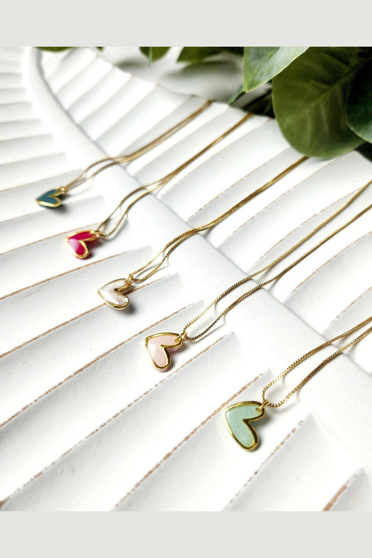 Gold heart necklace: Pearl