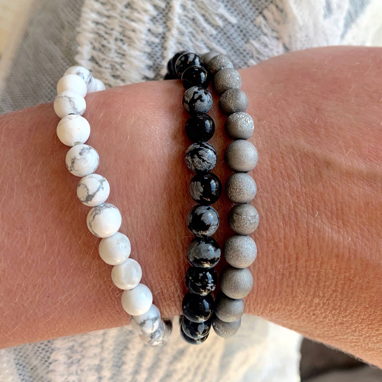 Black & White Gemstone Elastic Bracelets - Set of 4