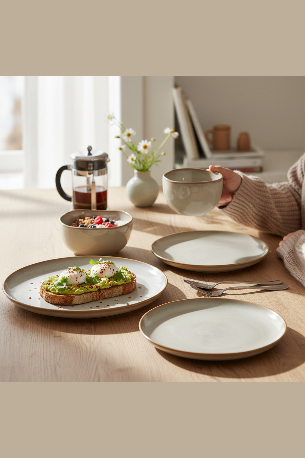 Vikko - Drift, Stone with Brown Rim, 12 Pc Dinnerware Set