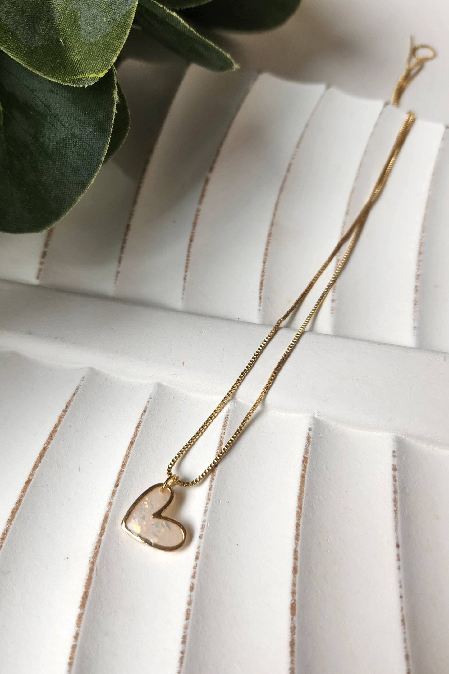 Gold heart necklace: Teal