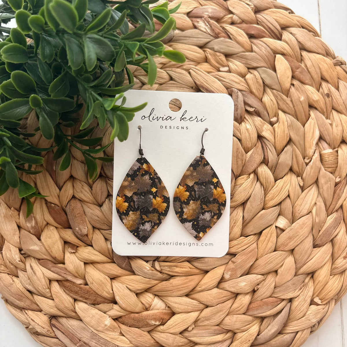 Olivia Earrings - Gilded Leaves