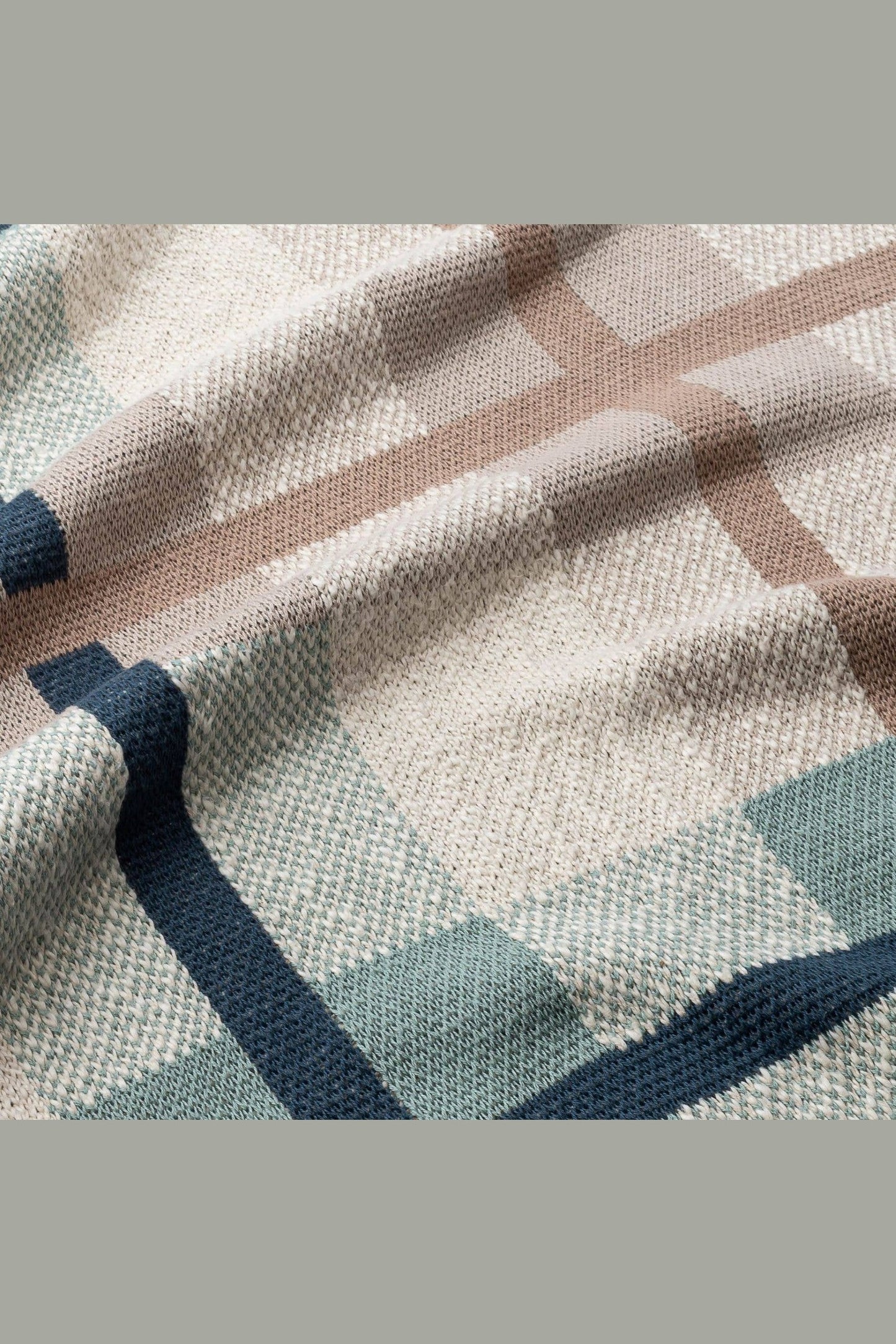 Charlie Farmhouse Knitted Plaid Blanket