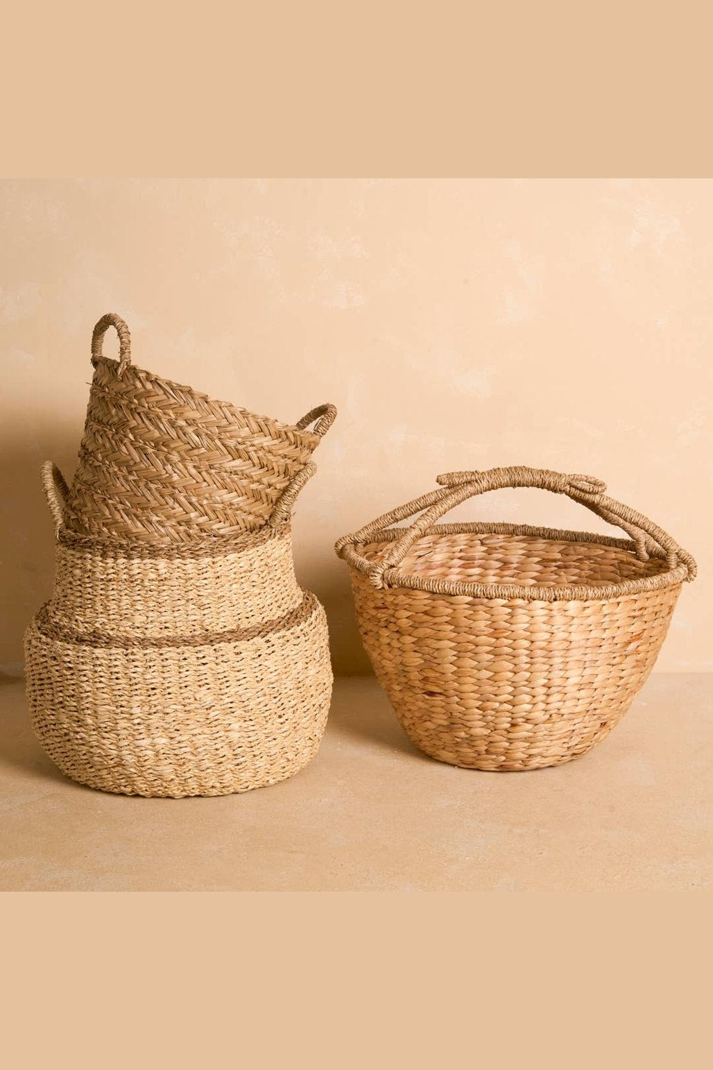 Large Seagrass And Palm Leaf Belly Basket