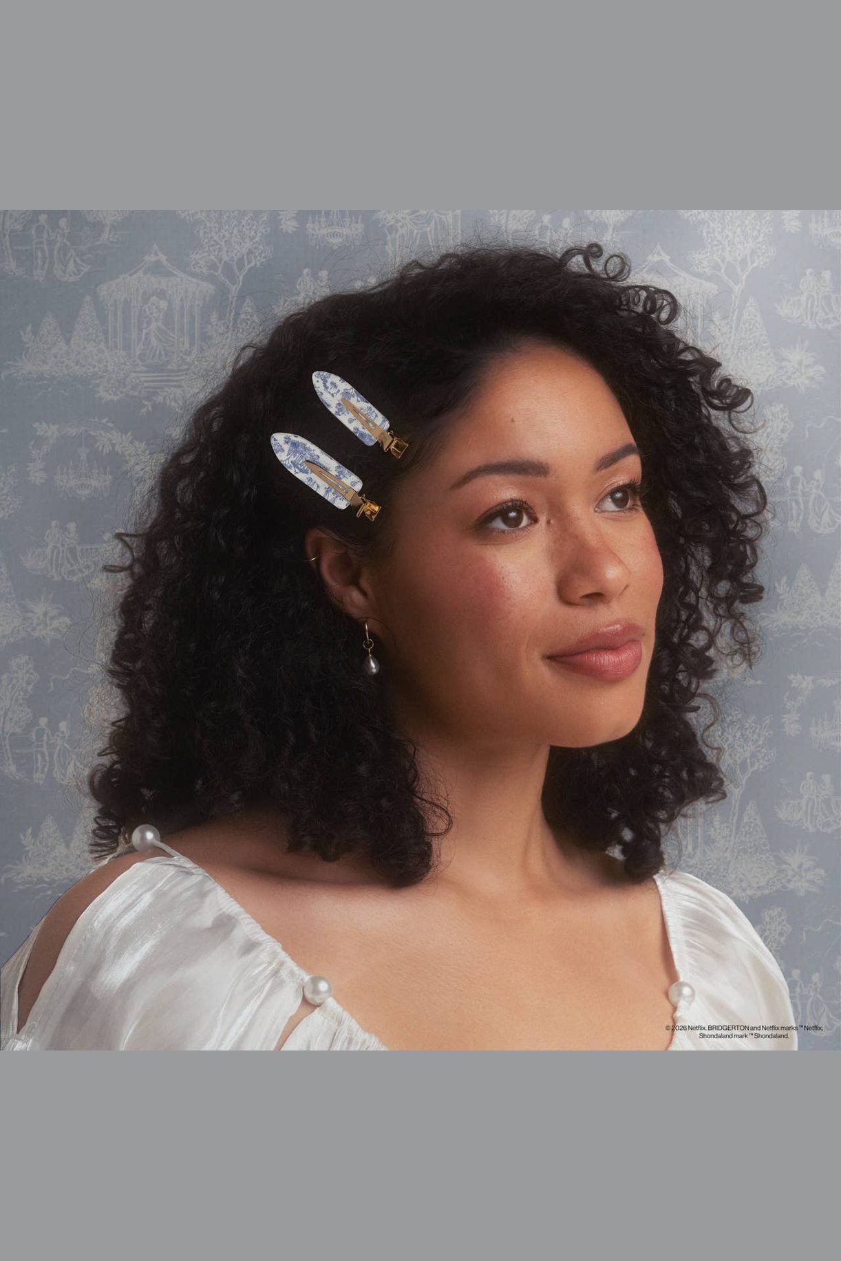 Bridgerton x Kitsch Creaseless Clips in Toile in Bloom