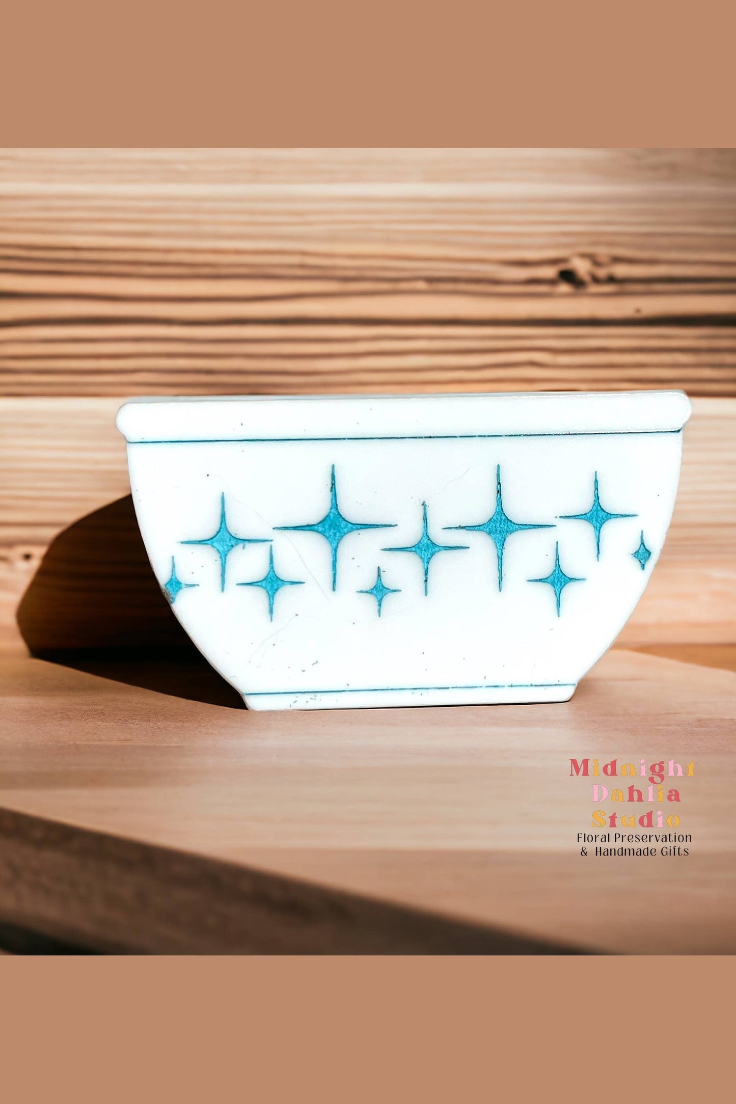 Vintage Pyrex-Inspired Fridge Magnet