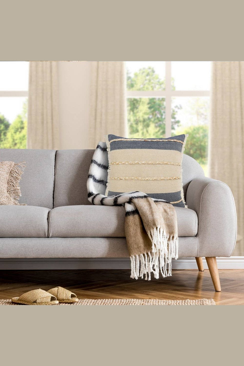 Atlantis Denim Blue and Taupe Throw Pillow with Jute: 20" x 20" / Poly Filled