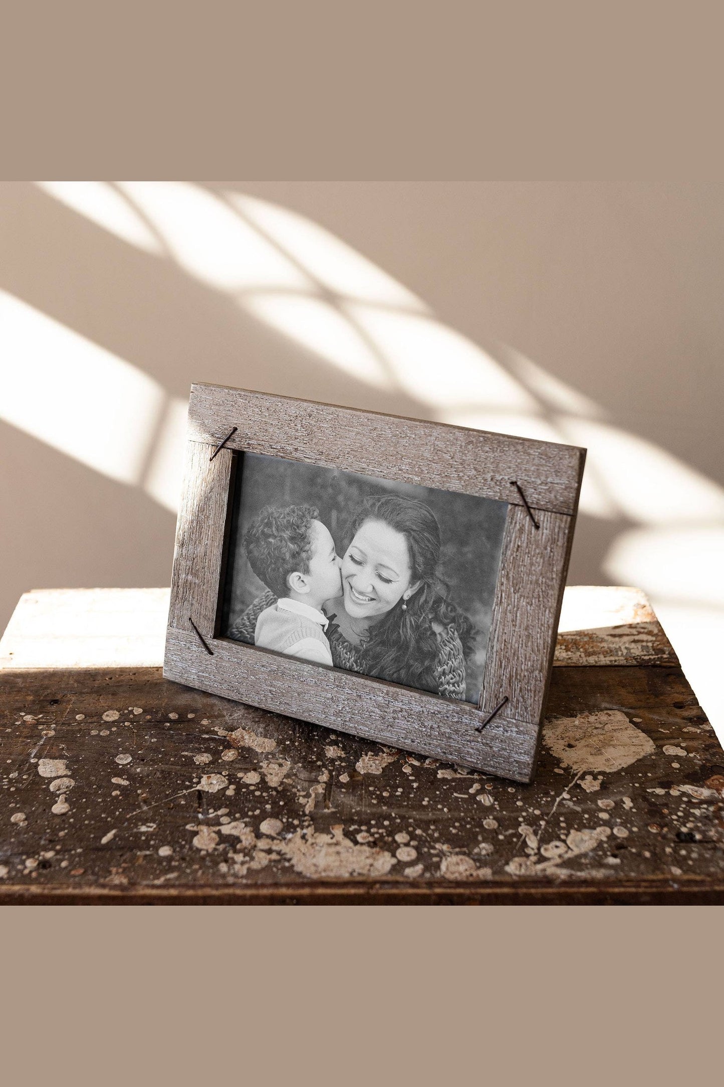 5x7 Photo Weathered Wood Picture Frame With Nail Accents