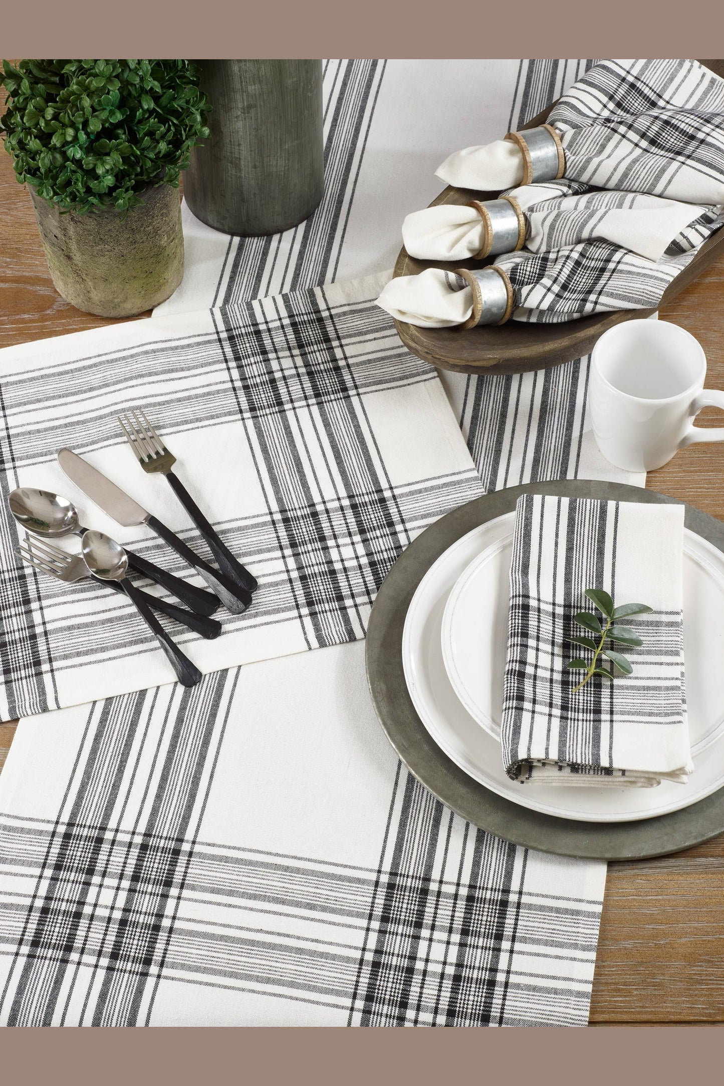 Black Plaid Runner