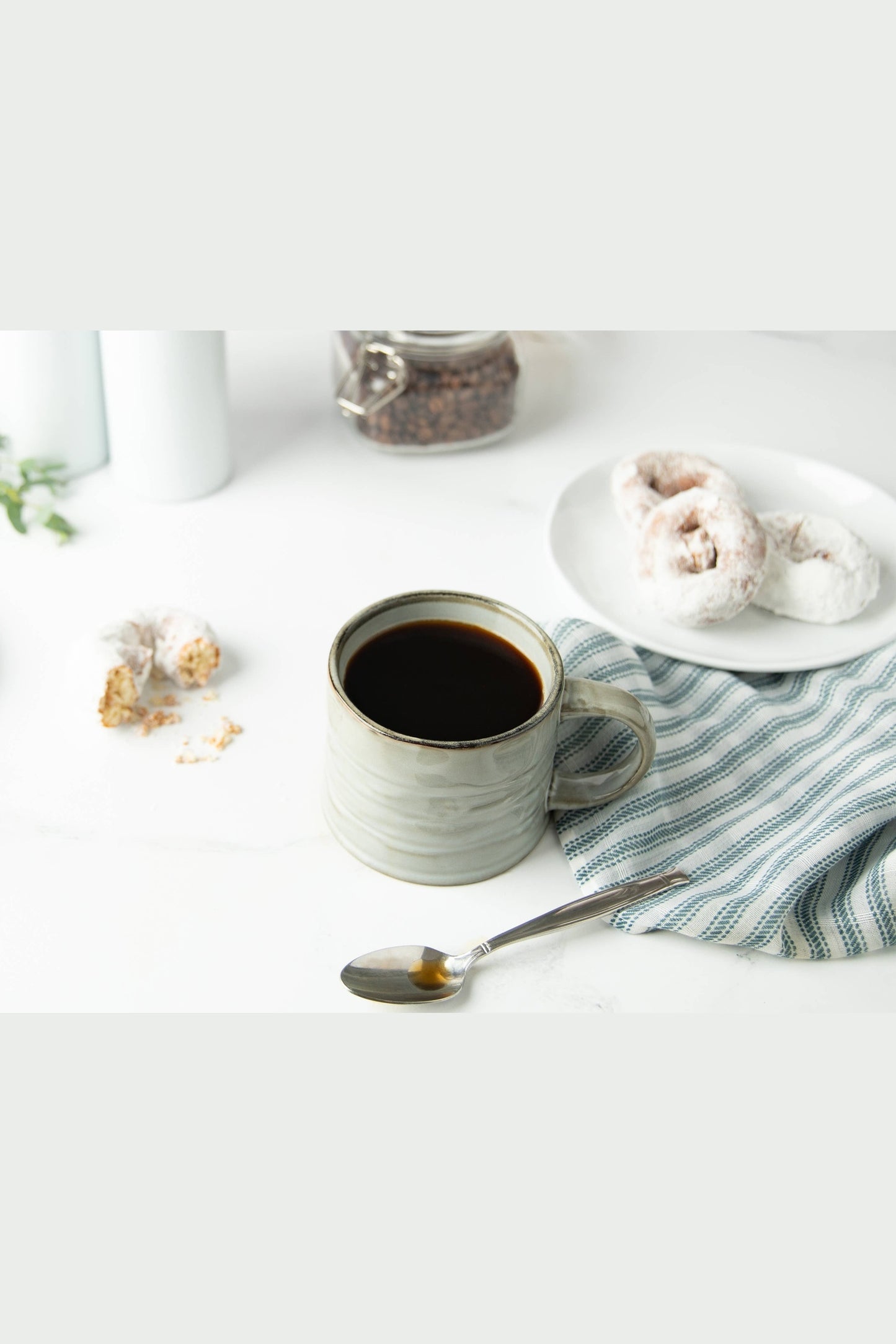 Circled Stoneware Kook Java Coffee Mugs