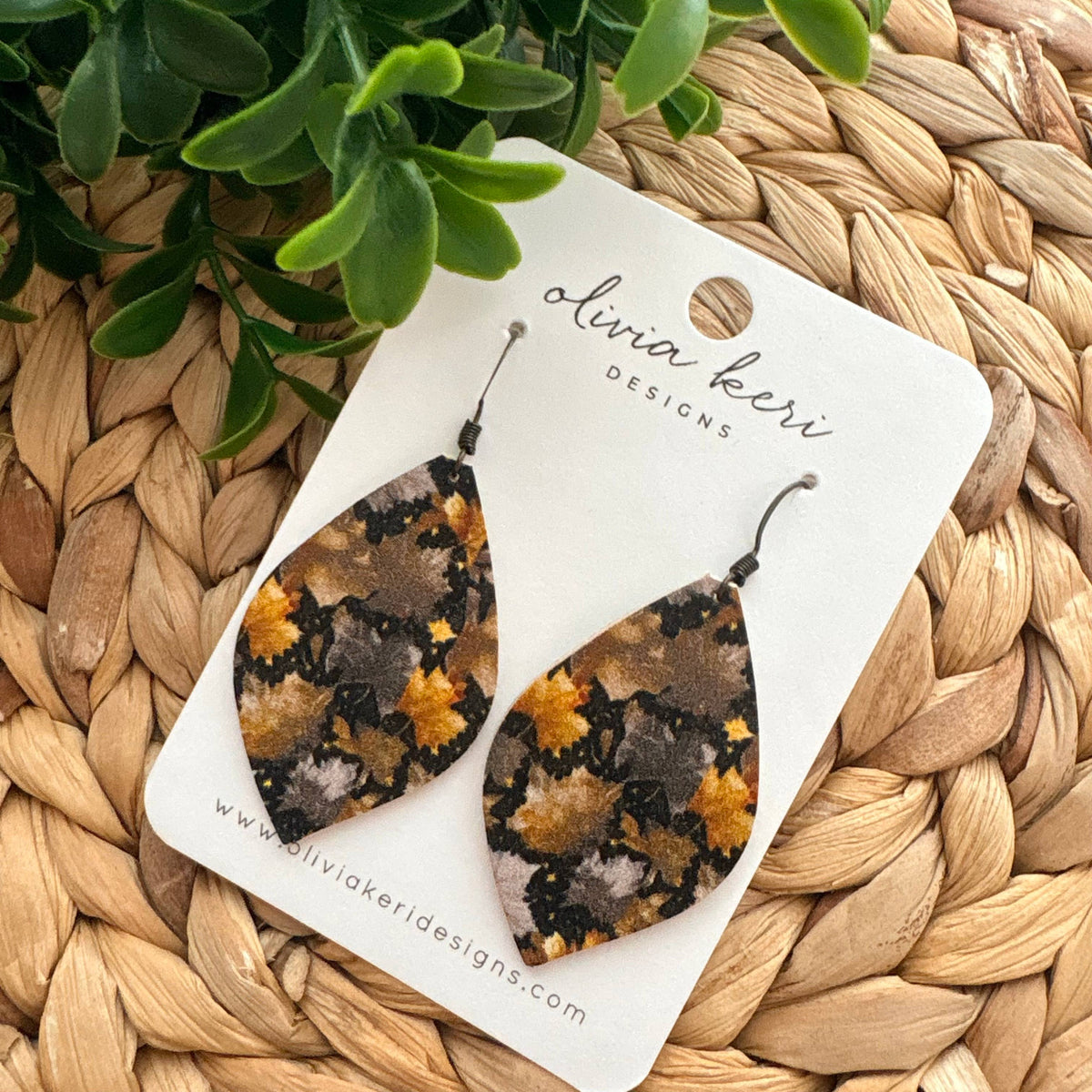 Olivia Earrings - Gilded Leaves