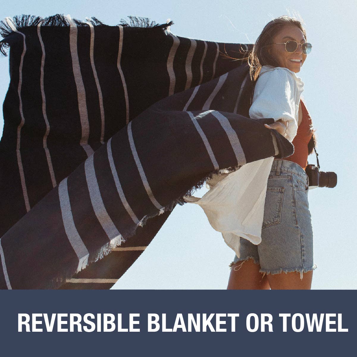 Malibu LUXE Blanket: Windward Navy