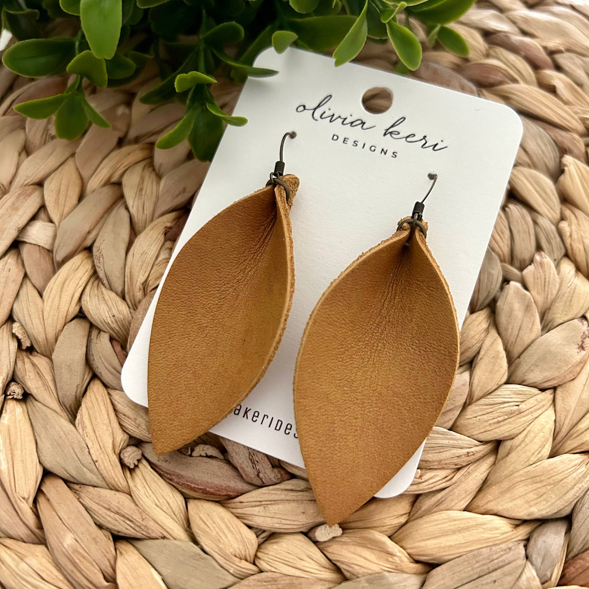 Brooklyn Earrings - Camel