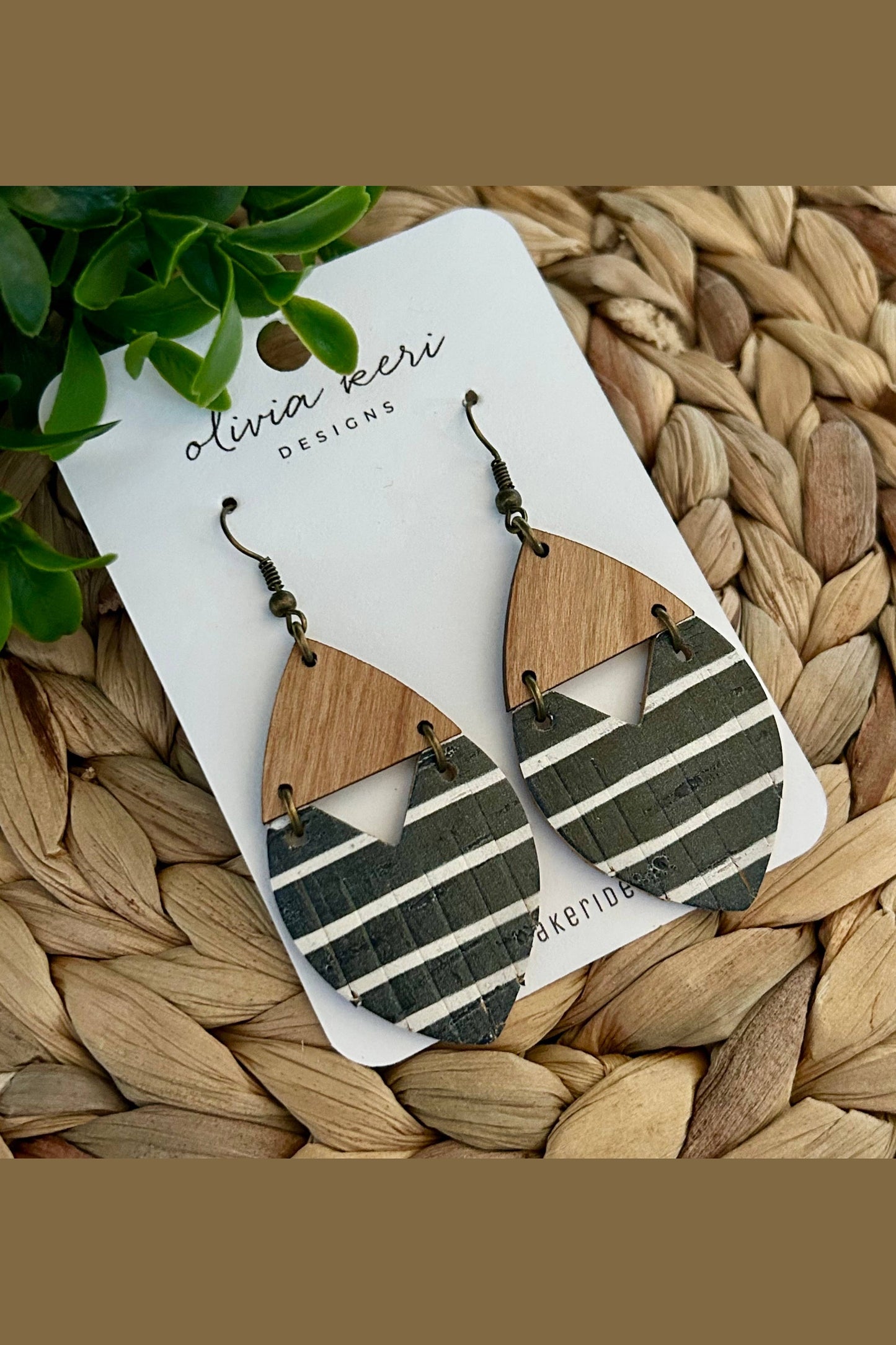 Josie - Black Stripes Earrings