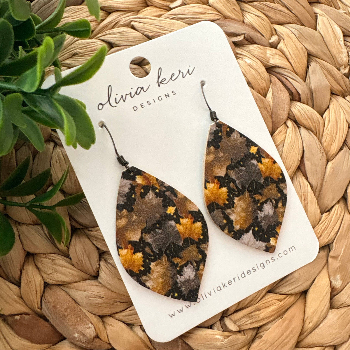 Olivia Earrings - Gilded Leaves