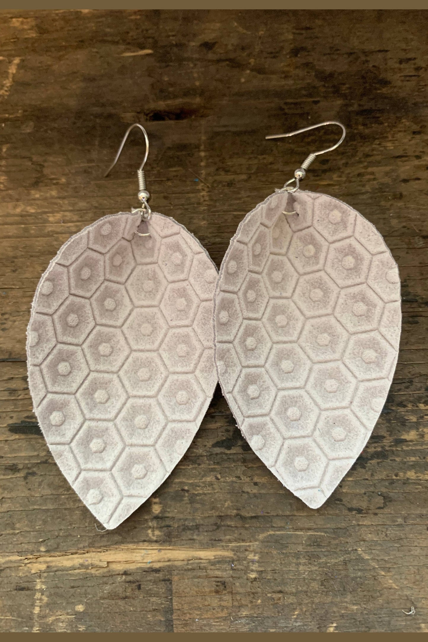Cream Honeycomb Textured Leather Earring